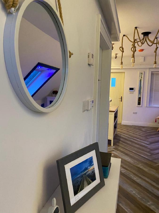 Rathlin Sound Apartment, Балликасл Экстерьер фото