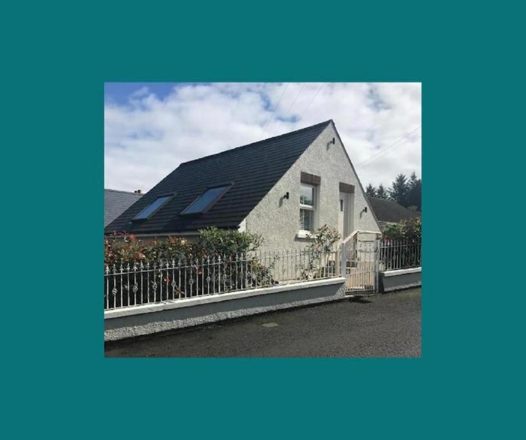 Rathlin Sound Apartment, Балликасл Экстерьер фото